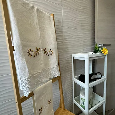 La Perla Rara Apartment *